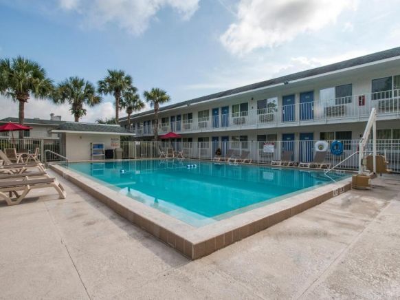 Motel 6-Kissimmee, FL - Orlando