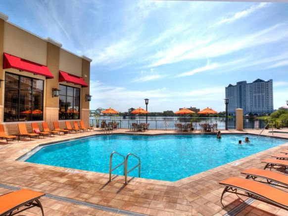 Ramada Plaza Resort & Suites By Wyndham Orlando International Drive