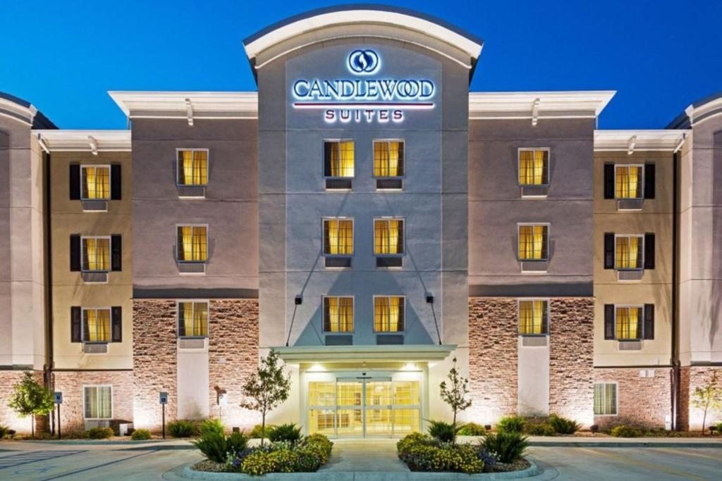Candlewood Suites Portland Airport, an IHG Hotel, Портленд