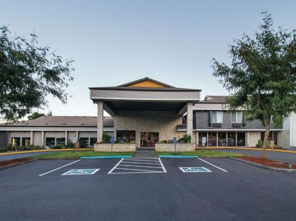 La Quinta by Wyndham Portland NW