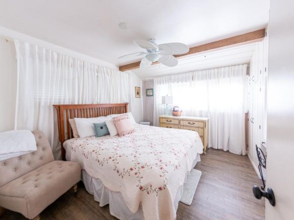 Redwood Hollow Cottages, Сан-Диего