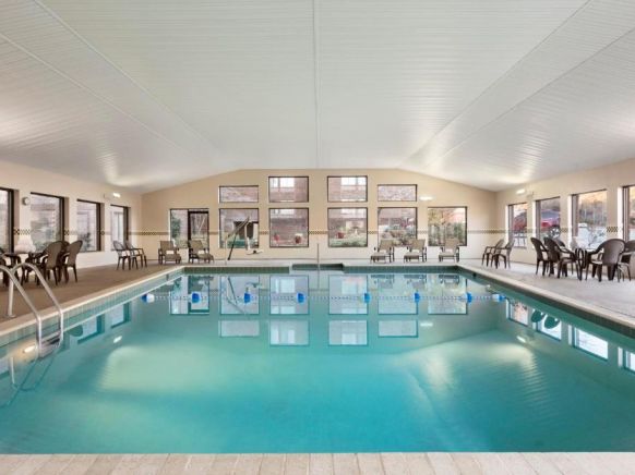 Country Inn & Suites by Radisson, Atlanta Galleria Ballpark, GA