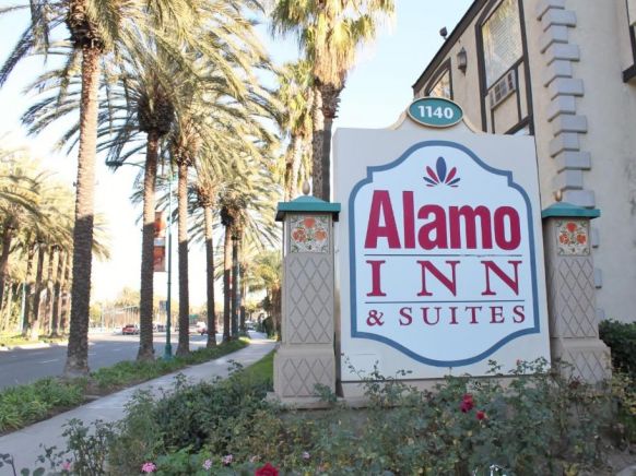 Alamo Inn and Suites - Convention Center, Анахайм