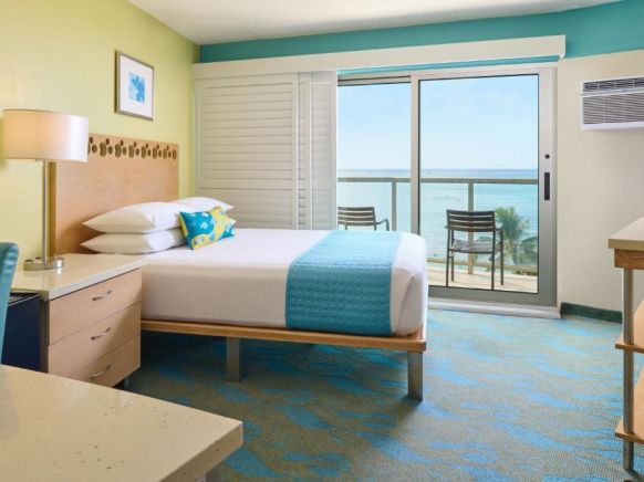 Aston Waikiki Circle Hotel, Гонолулу