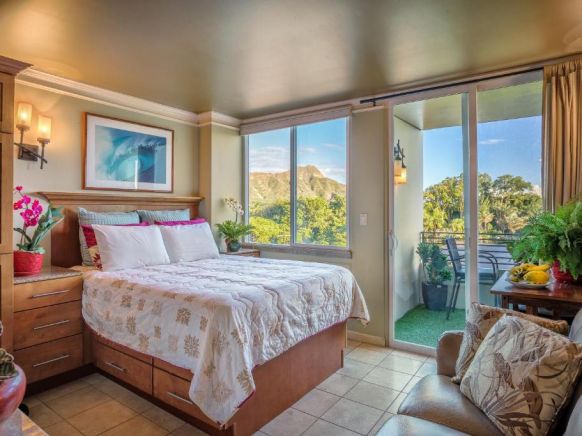 Castle Waikiki Grand Hotel, Гонолулу