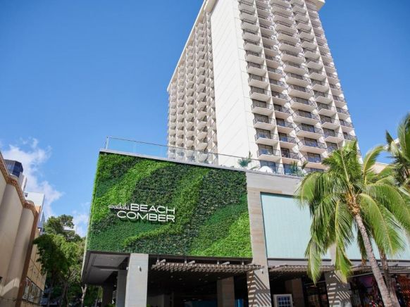 Waikiki Beachcomber by Outrigger