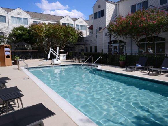 Sonesta ES Suites Dallas Central Expressway