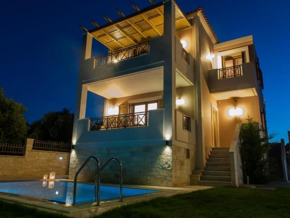 Villa Harmony-Crete Residences, Аделианос Кампос
