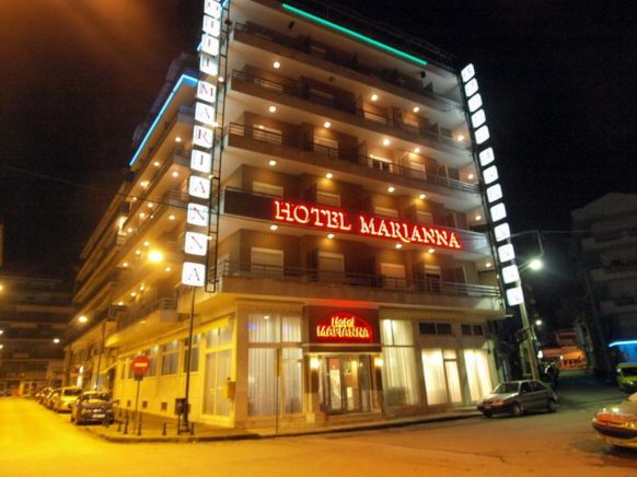 Hotel Marianna, Драма