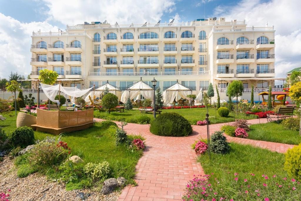 Therma Palace Balneohotel, Кранево