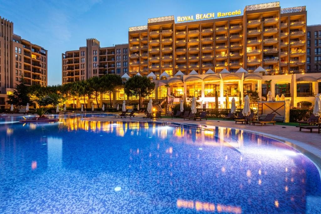 Курортный отель Barceló Royal Beach, Солнечный Берег