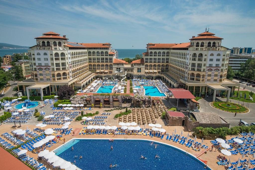 Курортный отель Iberostar Sunny Beach Resort, Солнечный Берег