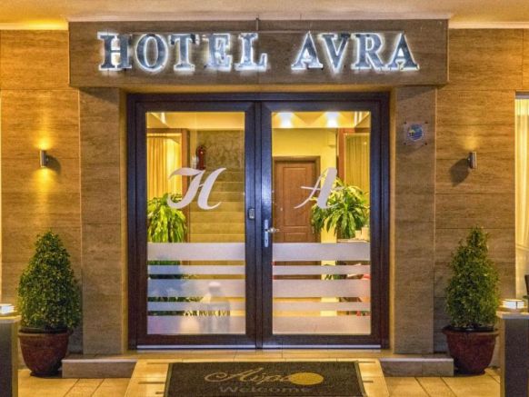 Hotel Avra