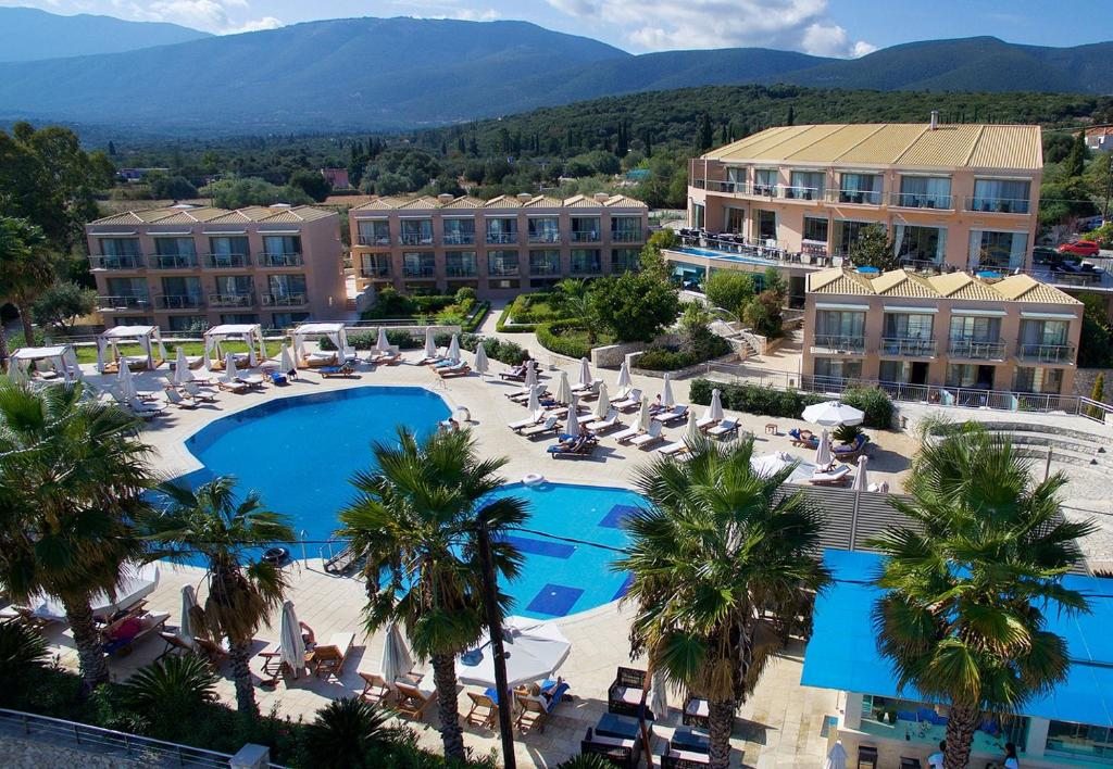 Ionian Emerald Resort, Каравомилос