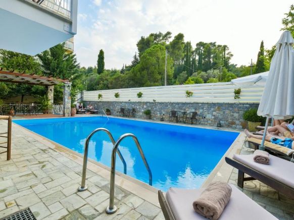 Neda Hotel, Олимпия, Пелопонесс, Западная Греция и Ионния