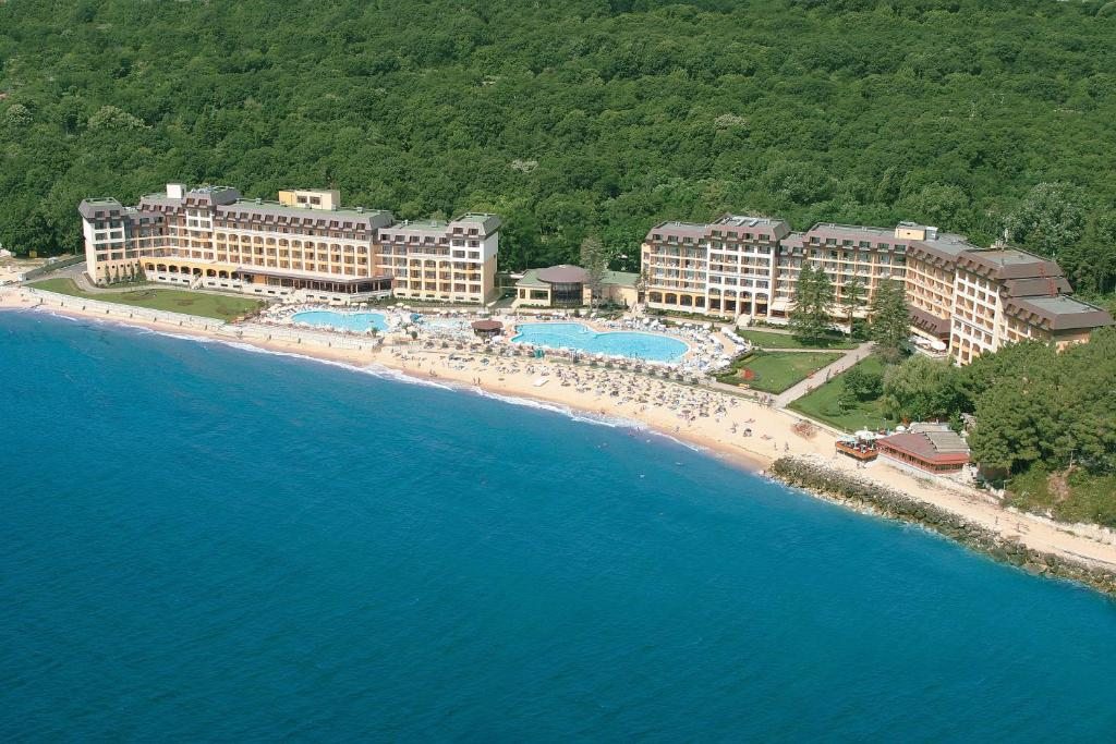 Riviera Beach Hotel and SPA, Riviera Holiday Club, Золотые Пески
