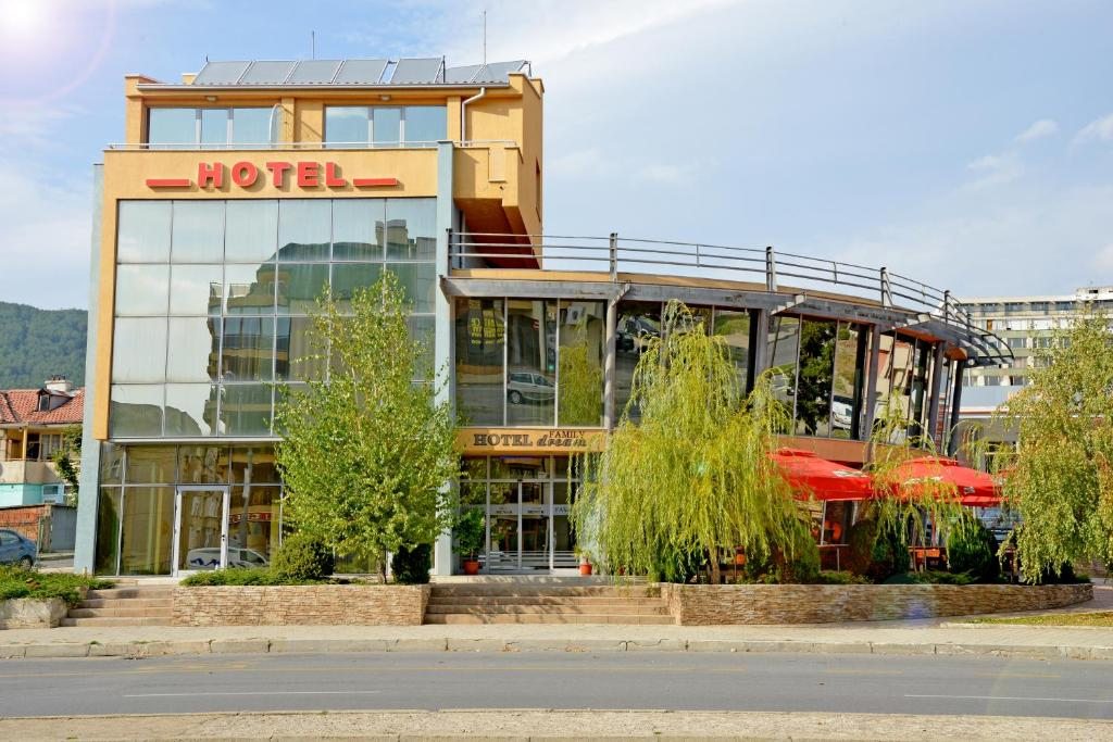 Отель Dream Hotel, Сливен