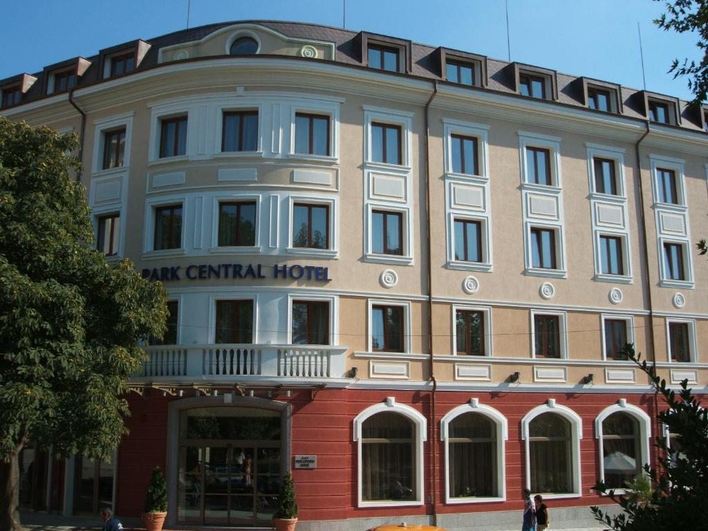 Отель Hotel Park Central, Сливен