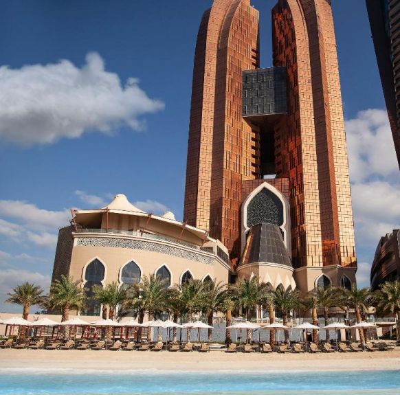 Отель Bab Al Qasr Hotel, Абу-Даби