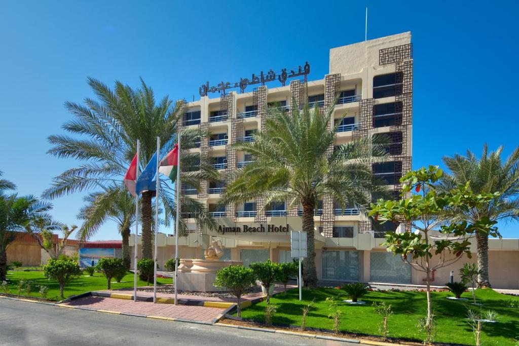 Отель Ajman Beach Hotel, Аджман