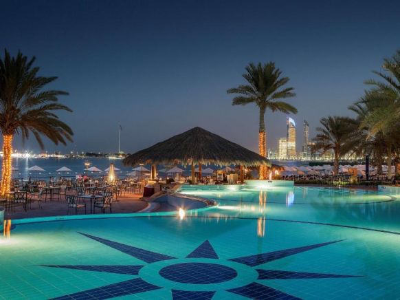 Курортный отель Hilton Abu Dhabi