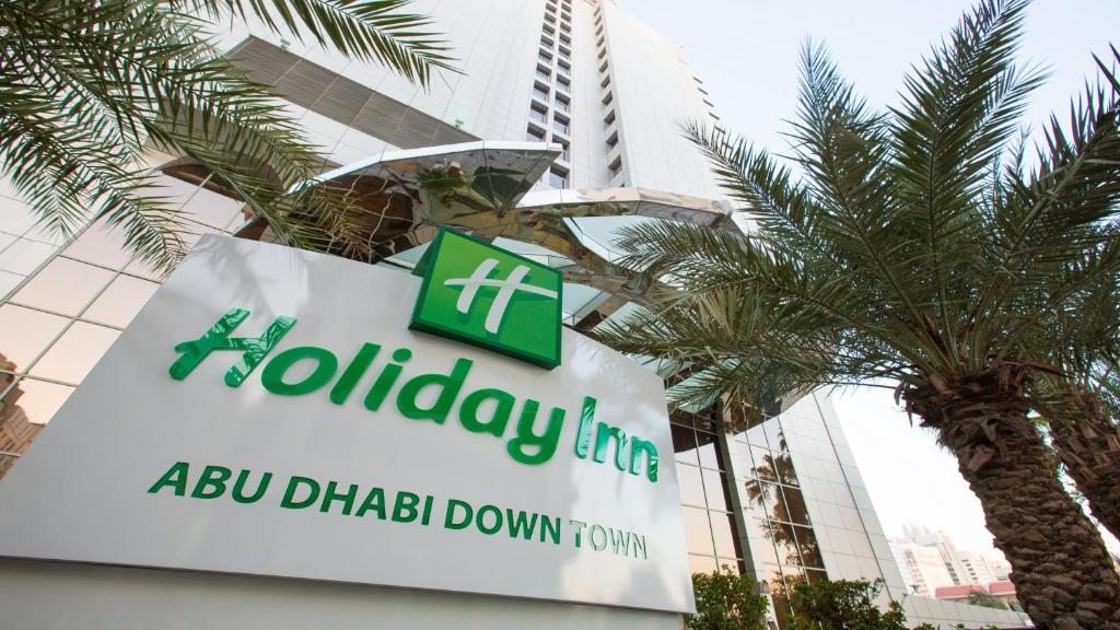 Отель Holiday Inn Abu Dhabi Downtown, Абу-Даби