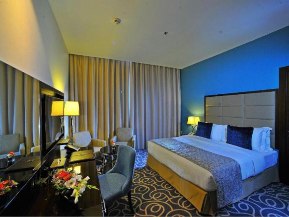 Отель Ramada Abu Dhabi Corniche, Абу-Даби