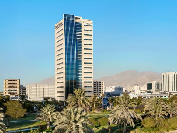 Отель DoubleTree by Hilton Ras Al Khaimah