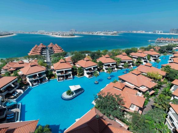 Курортный отель Anantara The Palm Dubai Resort, Дубай