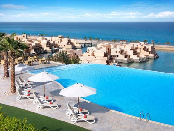 Курортный отель The Cove Rotana Resort - Ras Al Khaimah