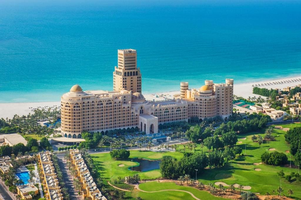 Курортный отель Waldorf Astoria Ras Al Khaimah, Рас-эль-Хайма