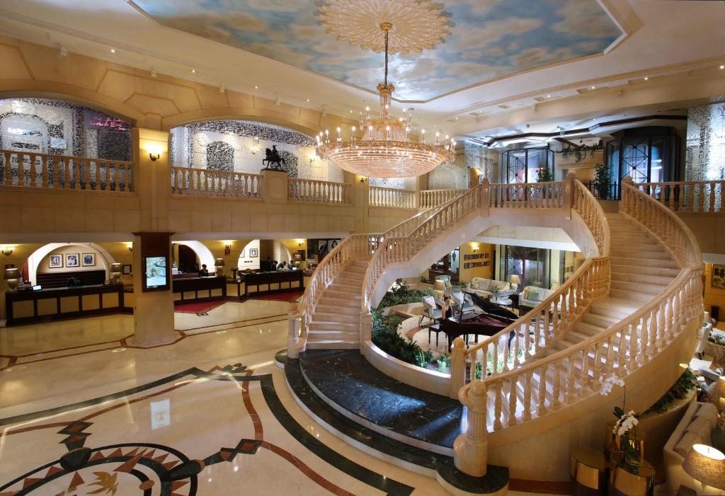 Отель Carlton Palace Hotel, Дубай