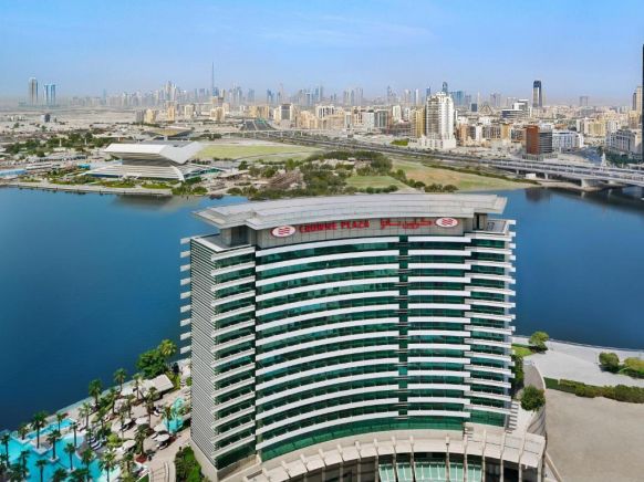 Отель Crowne Plaza Dubai Festival City