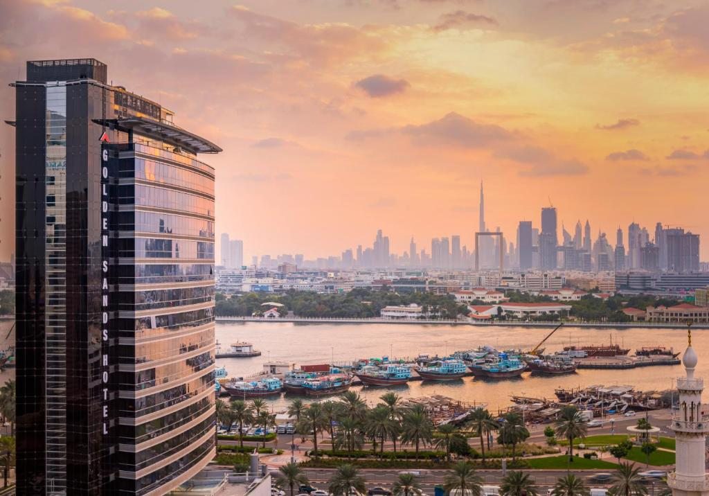 Отель Hilton Dubai Creek, Дубай