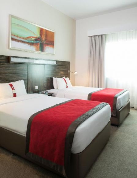 Отель Holiday Inn Express Dubai Internet City