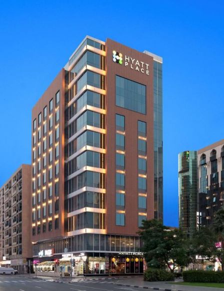 Отель Hyatt Place Dubai Baniyas Square