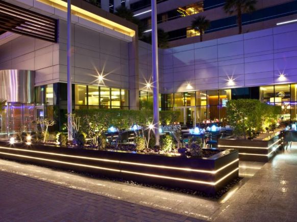 Отель Ibis Mall Of The Emirates