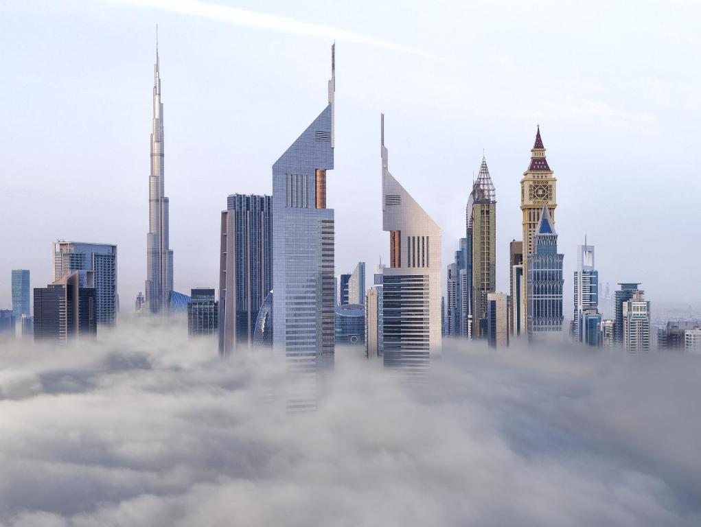 Отель Jumeirah Emirates Towers, Дубай