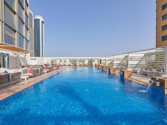 Отель Media One Hotel, Дубай