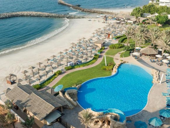 Курортный отель Coral Beach Resort Sharjah, Шарджа