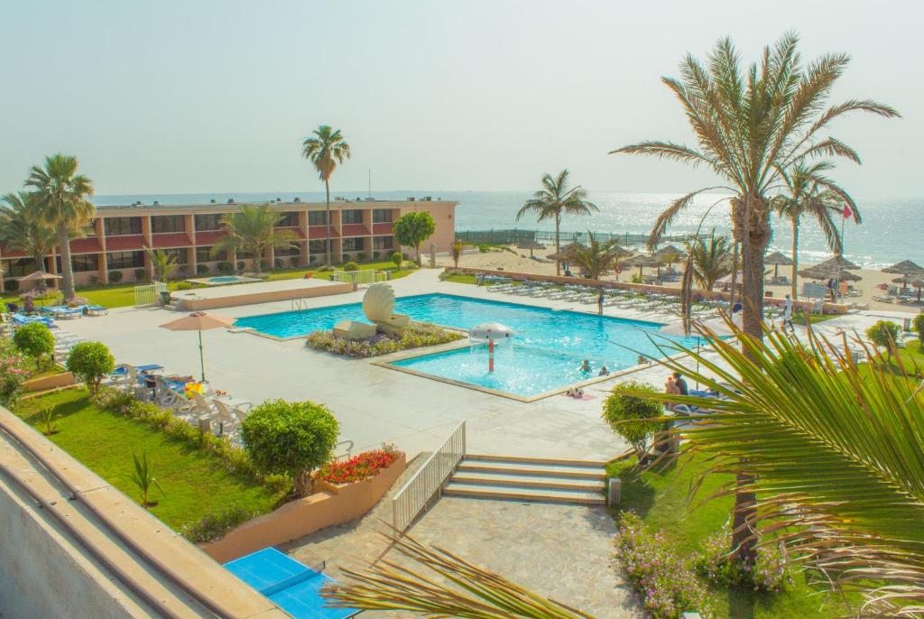 Курортный отель Lou'lou'a Beach Resort Sharjah, Шарджа