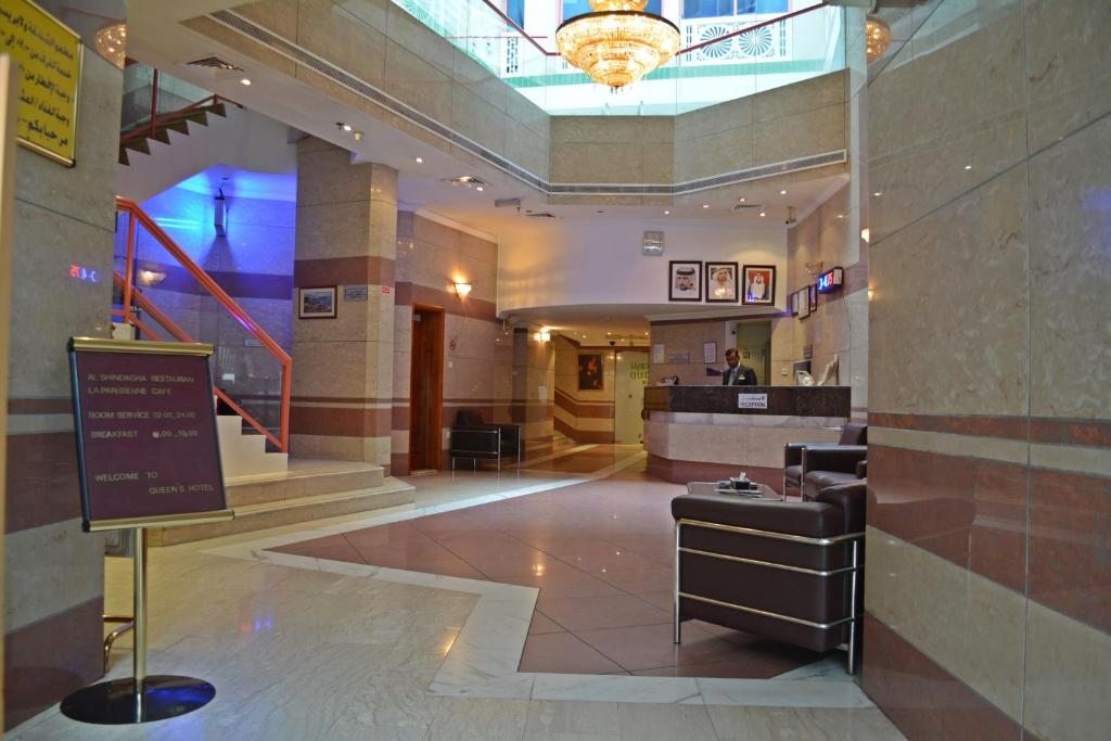 Отель Queens Hotel, Дубай