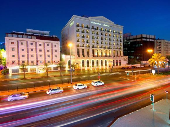 Отель Royal Ascot Hotel