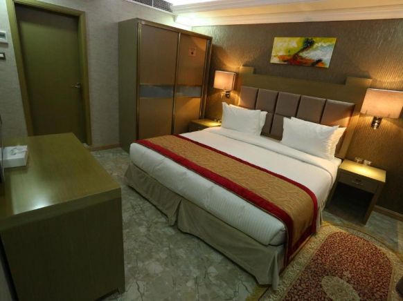 Отель Sun and Sands Plaza Hotel