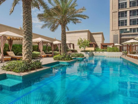Отель Hilton Dubai Al Habtoor City