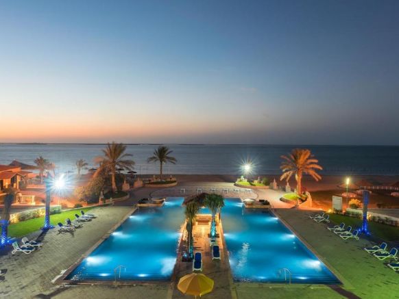 Курортный отель Barracuda Beach Resort, Умм-эль-Кайвайн