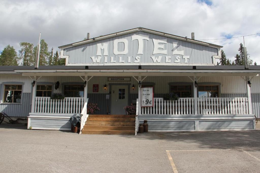 Motel Willis West, Рука