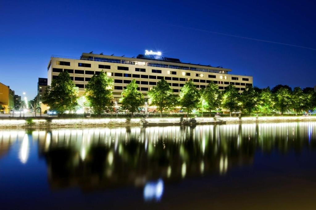 Radisson Blu Marina Palace Hotel, Turku, Турку
