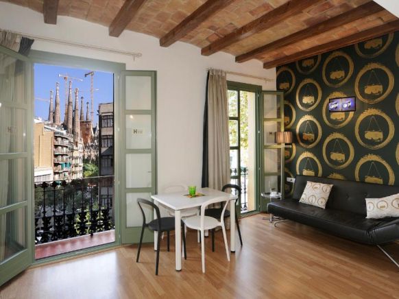 Apart-Suites Hostemplo, Барселона