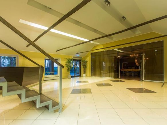 Peoleo Hotell, Таллин